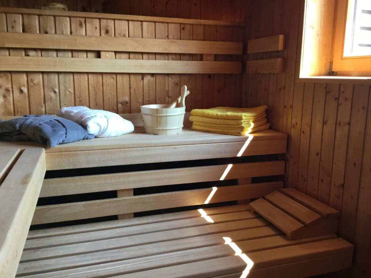 "Natur Pur" Ferienwohnung Mit Eigener Sauna Rons Ngoại thất bức ảnh